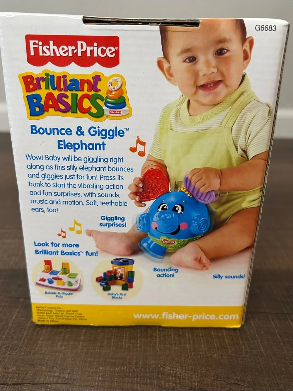 Vintage Fisher Price Bounce & Giggle Elephant Brilliant Basics 6M+ 2004 NOS